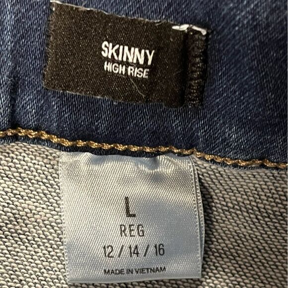 Express Pull On Skinny High Rise Jeans - Picture 6 of 7